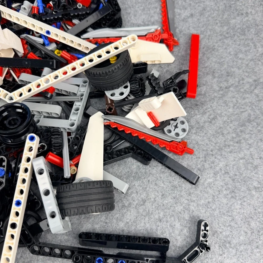 LEGO Mindstorms EV3 31313 Robotics Set Programmable Brick Motors Sensors